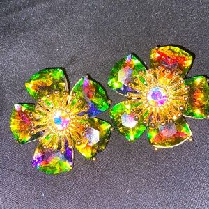 Stunning Large Flower shaped gold earrings